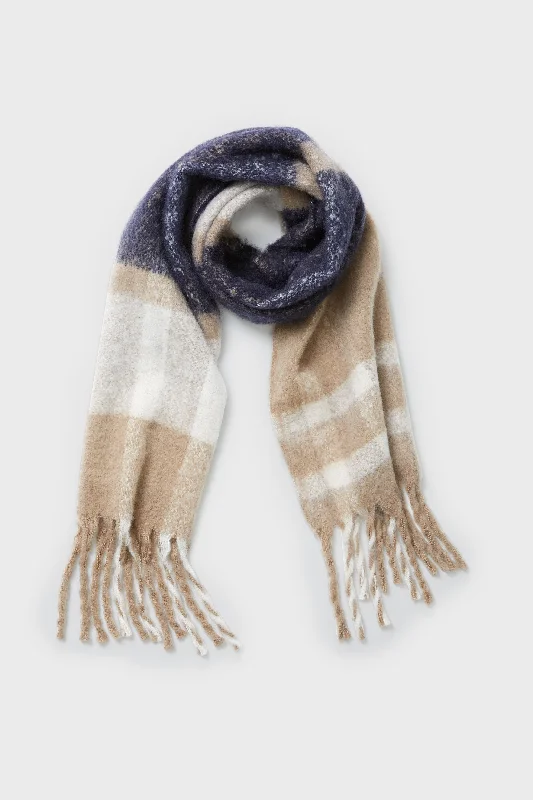 Trench Tartan Isla Boucle Scarf